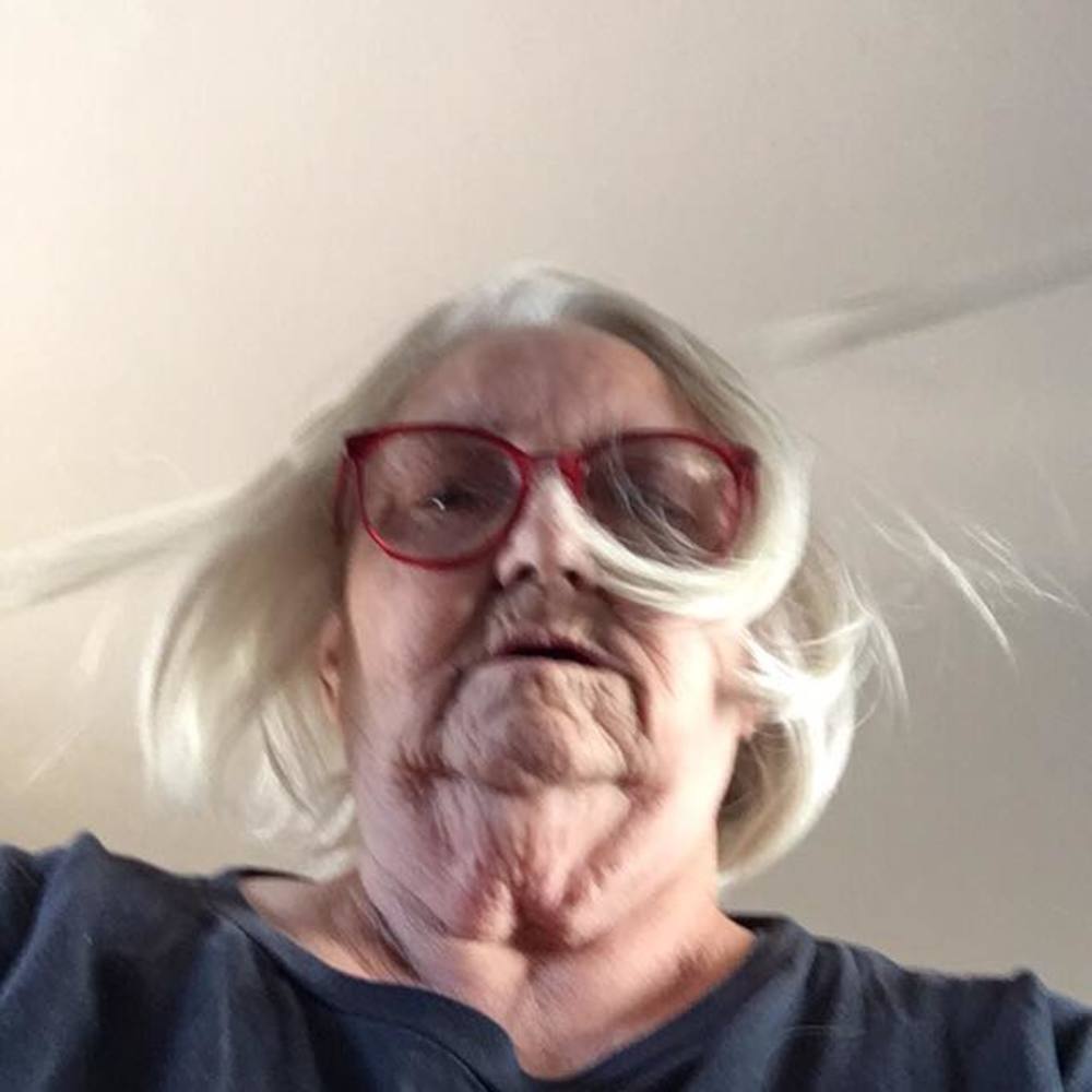 Meet your Posher, Linda
